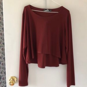 Long sleeve short top